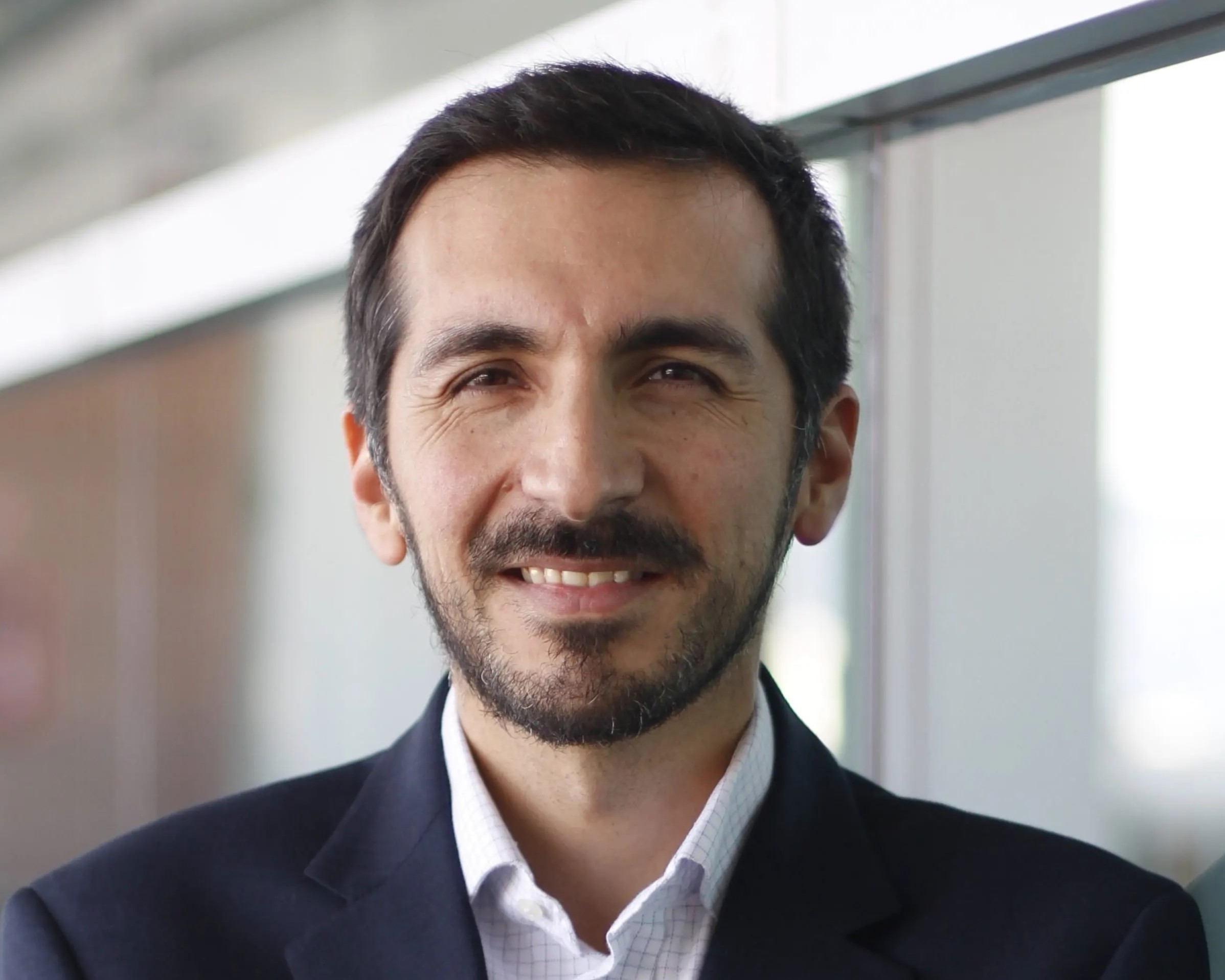 Jorge Rodríguez promoted to Associate Professor at Universidad de los Andes